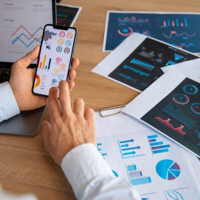 office-workers-using-finance